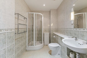 Photo 19- click for photo gallery